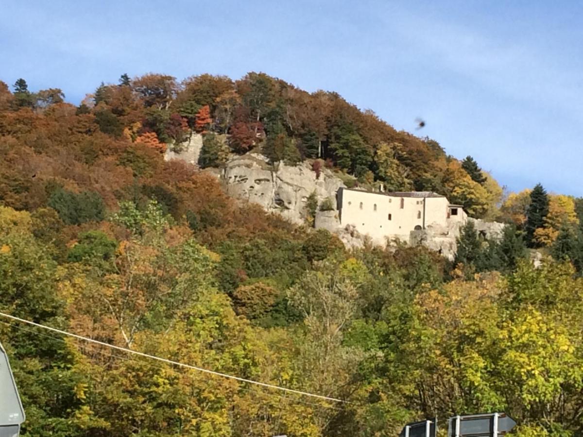 Casa Ortensia Chiusi della Verna Bagian luar foto